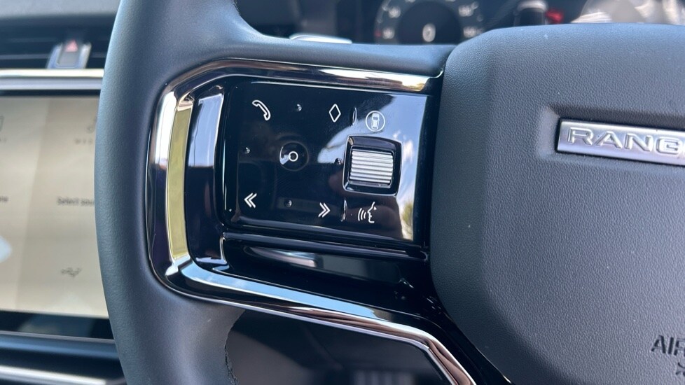 Used Land Rover Range Rover Evoque 2024 for sale - 76915080: Photo 38