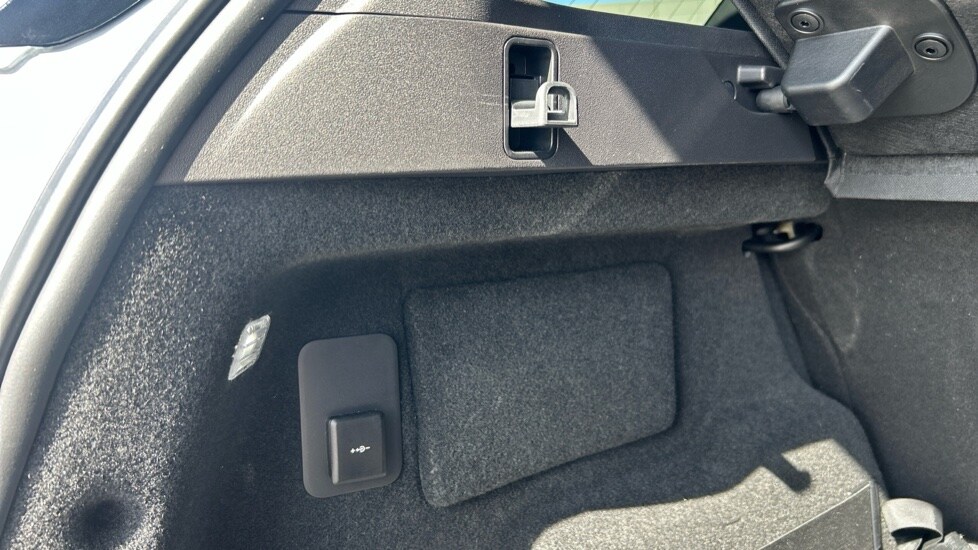 Used Land Rover Range Rover Evoque 2024 for sale - 76915080: Photo 41