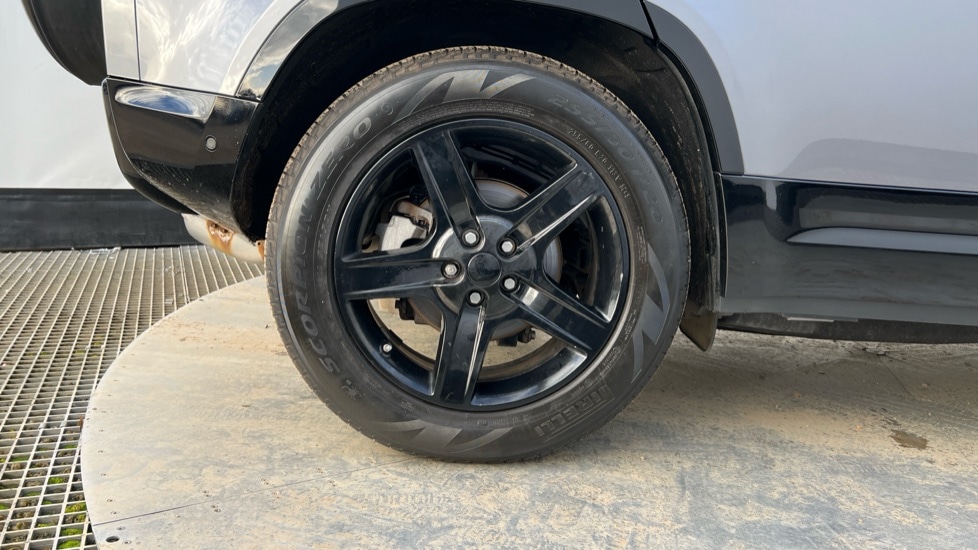 Used Land Rover Defender 2020 for sale - 76602912: Photo 19