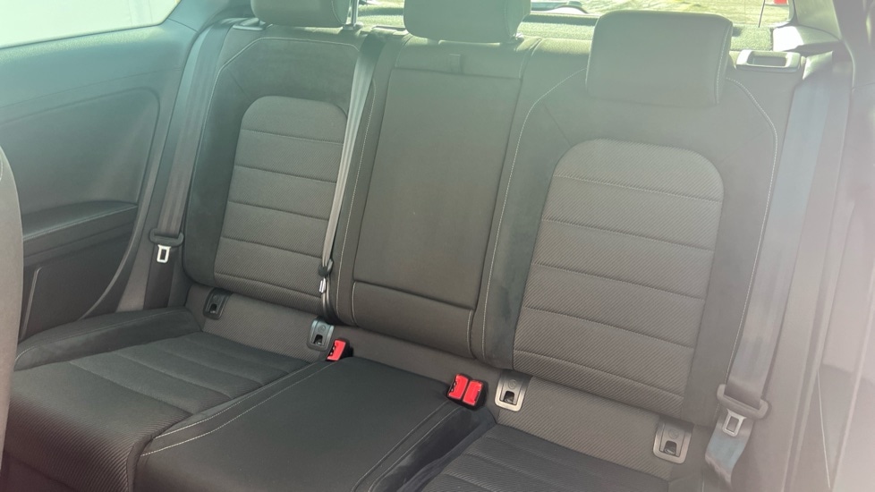 Used Volkswagen Golf 2019 for sale - 76393621: Photo 14