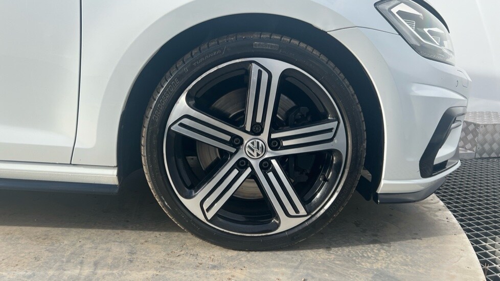 Used Volkswagen Golf 2019 for sale - 76393621: Photo 20