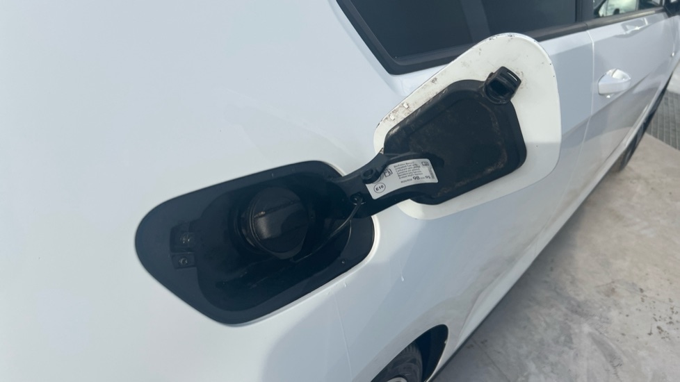 Used Volkswagen Golf 2019 for sale - 76393621: Photo 21