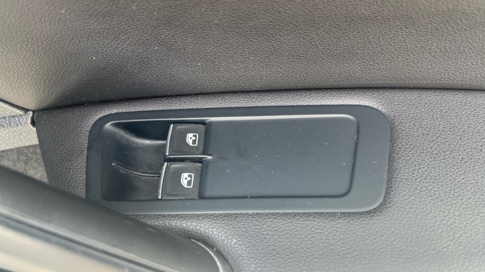 Used Volkswagen Golf 2019 for sale - 76393621: Photo 37