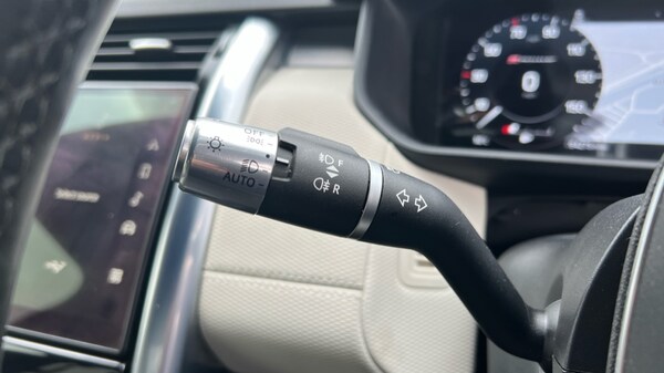 Used Land Rover Discovery 2021 for sale - 75641299: Photo 25