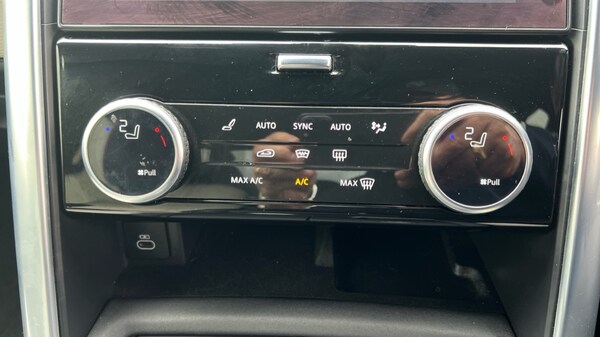 Used Land Rover Discovery 2021 for sale - 75641299: Photo 34