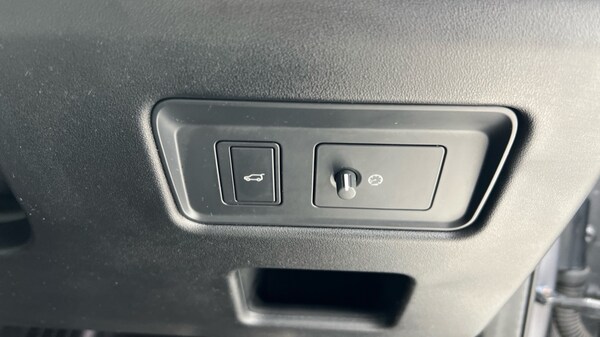 Used Land Rover Discovery 2021 for sale - 75641299: Photo 48