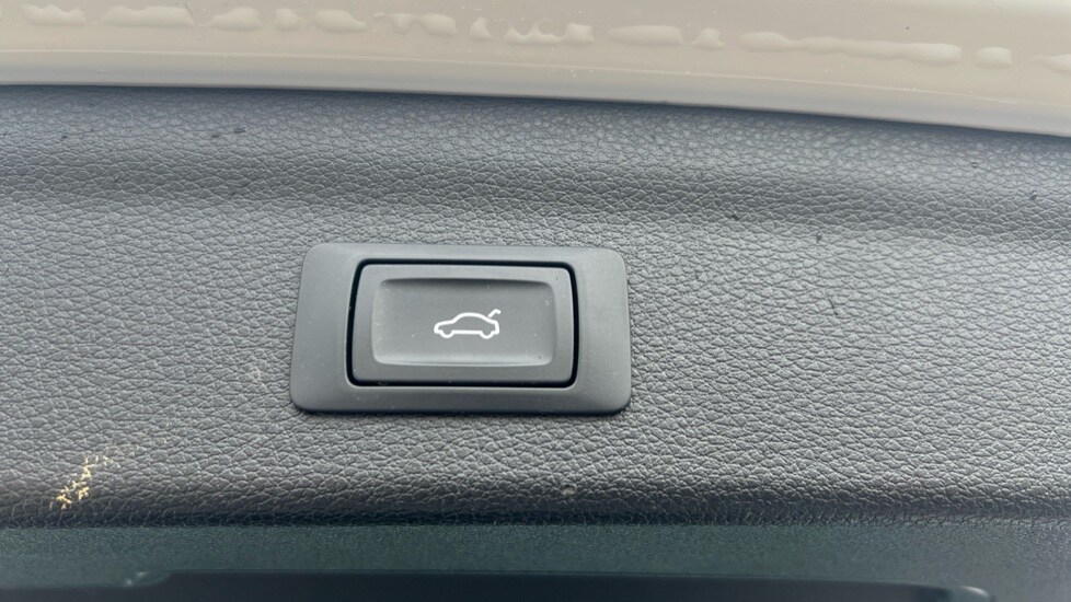 Used Audi Q3 2021 for sale - 76229275: Photo 32