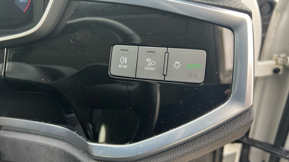 Used Audi Q3 2021 for sale - 76229275: Photo 37