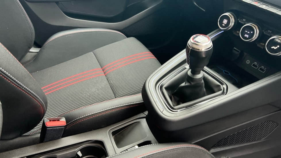 Used Renault Clio 2023 for sale - 76297347: Photo 28