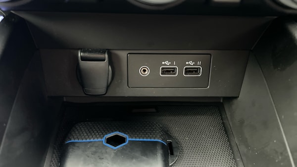 Used Renault Clio 2023 for sale - 76297347: Photo 43