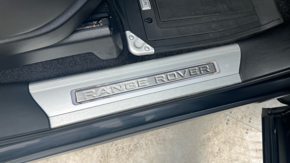 Used Land Rover Range Rover 2021 for sale - 76664362: Photo 44