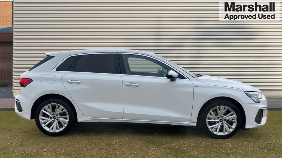 Used Audi A3 2021 for sale - 76861873: Photo 2