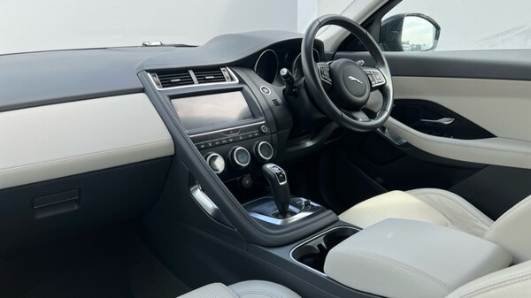Used Jaguar E-Pace 2018 for sale - 76229246: Photo 10