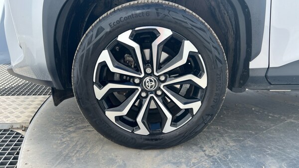 Used Toyota Yaris Cross 2023 for sale - 75522256: Photo 17