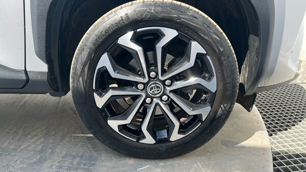 Used Toyota Yaris Cross 2023 for sale - 75522256: Photo 20
