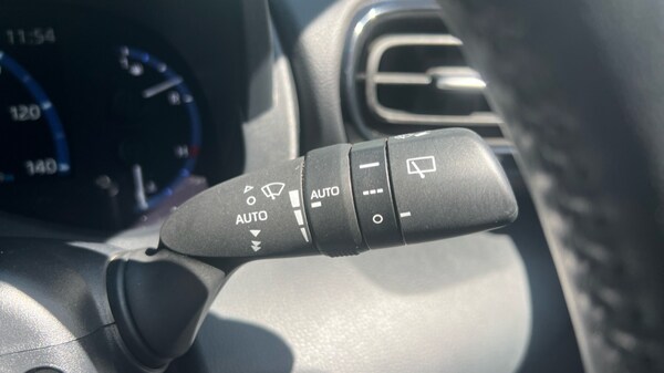Used Toyota Yaris Cross 2023 for sale - 75522256: Photo 23