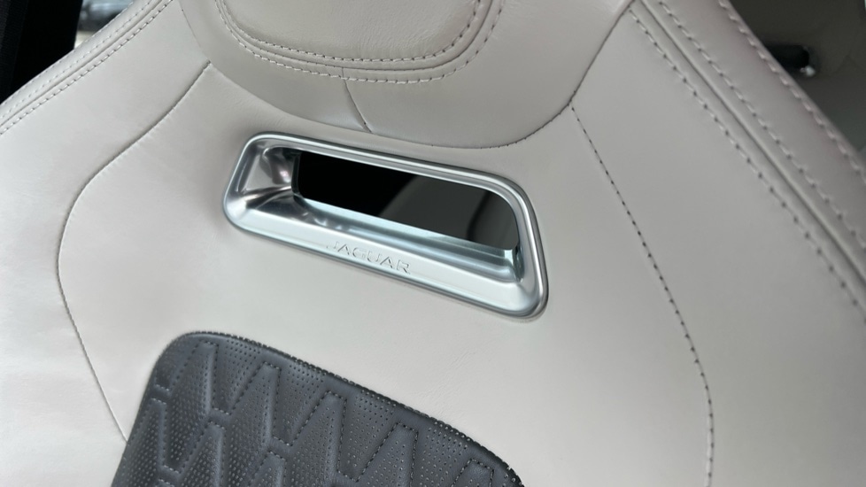 Used Jaguar F-Pace 2018 for sale - 76540083: Photo 44