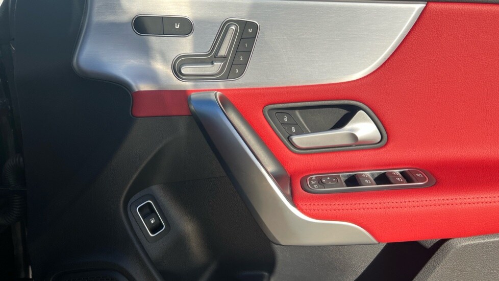 Used Mercedes-Benz CLA 2021 for sale - 76766227: Photo 29