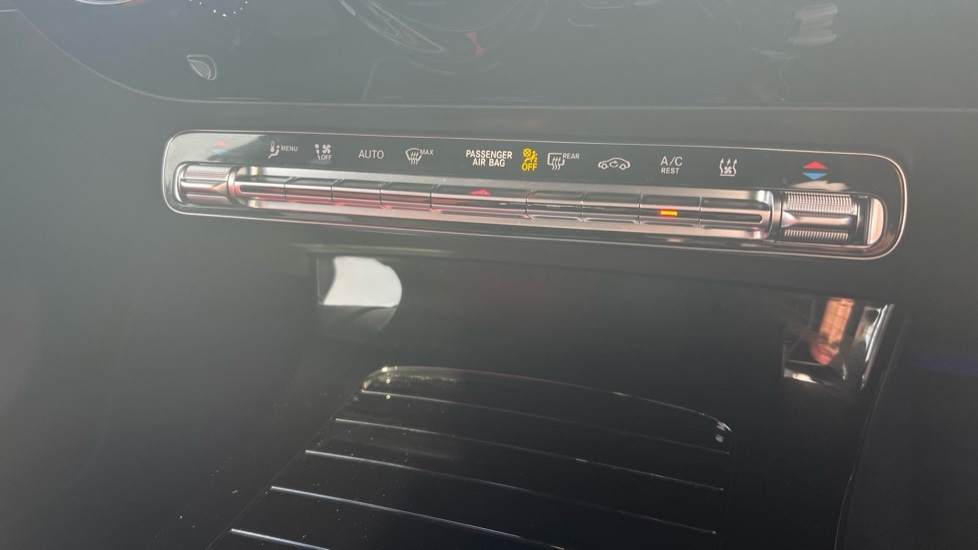 Used Mercedes-Benz CLA 2021 for sale - 76766227: Photo 40