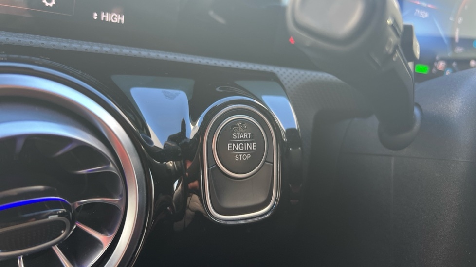 Used Mercedes-Benz CLA 2021 for sale - 76766227: Photo 42