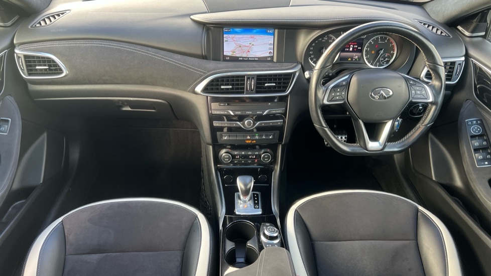 Used Infiniti Q30 2017 for sale - 76415091: Photo 11