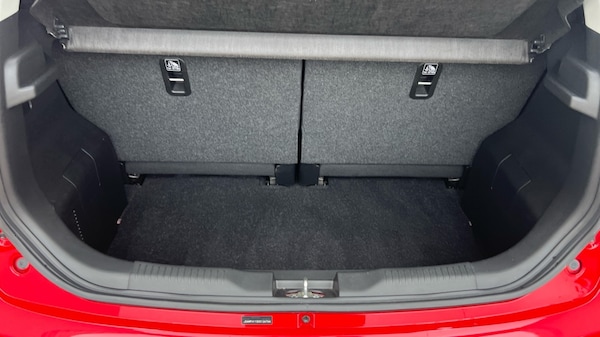 Used Suzuki Ignis 2018 for sale - 76302345: Photo 15