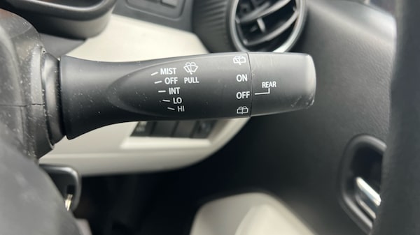 Used Suzuki Ignis 2018 for sale - 76302345: Photo 23