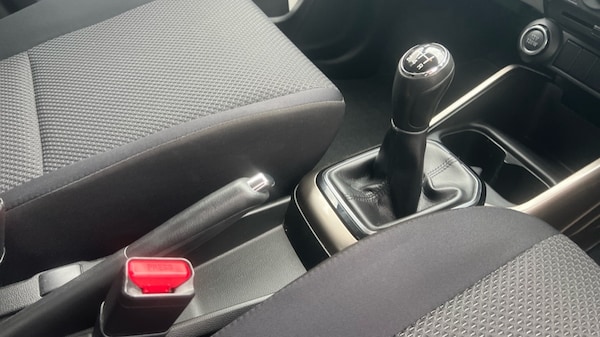 Used Suzuki Ignis 2018 for sale - 76302345: Photo 26