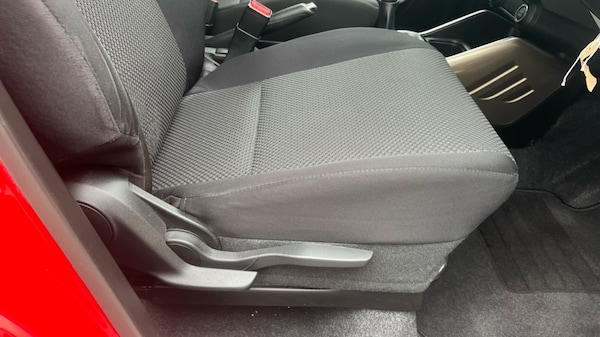 Used Suzuki Ignis 2018 for sale - 76302345: Photo 34