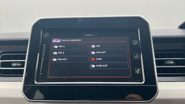 Used Suzuki Ignis 2018 for sale - 76302345: Photo 38