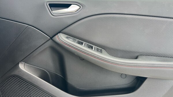 Used Renault Clio 2021 for sale - 76229453: Photo 30