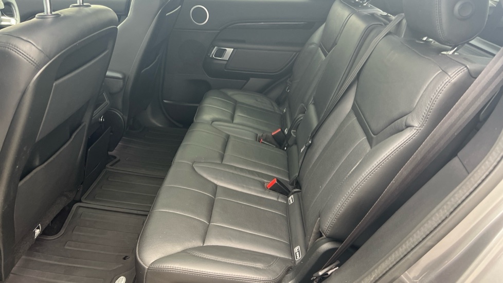 Used Land Rover Discovery 2019 for sale - 76544444: Photo 14