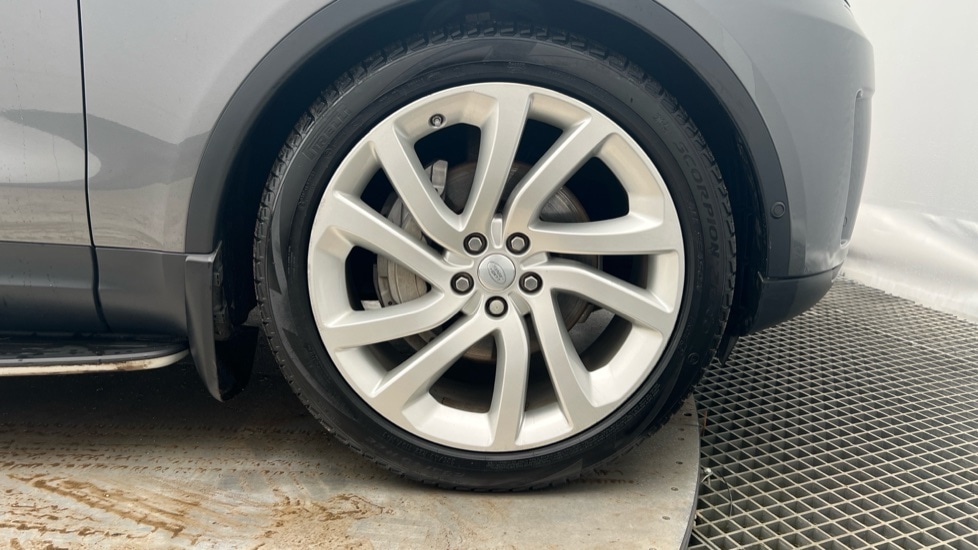 Used Land Rover Discovery 2019 for sale - 76544444: Photo 20