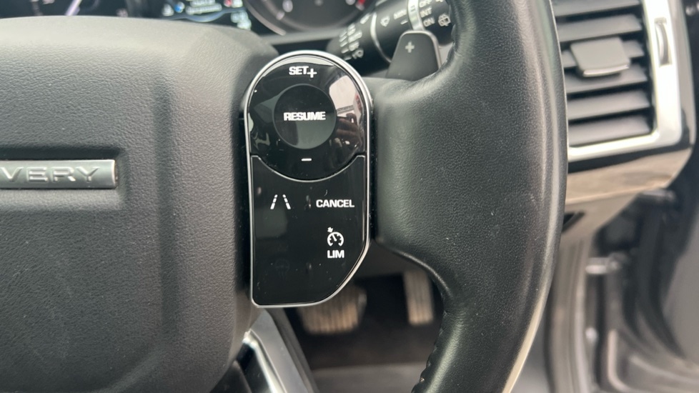 Used Land Rover Discovery 2019 for sale - 76544444: Photo 22