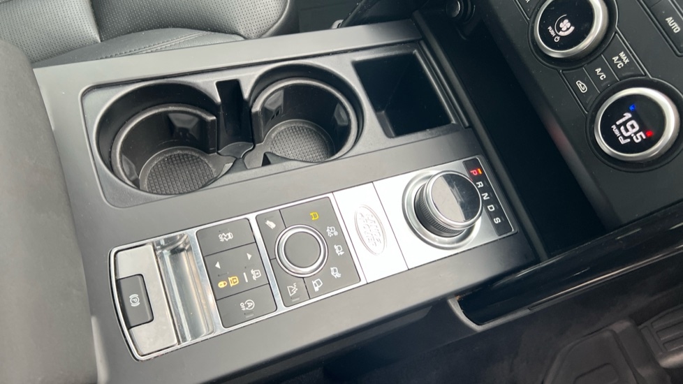 Used Land Rover Discovery 2019 for sale - 76544444: Photo 29