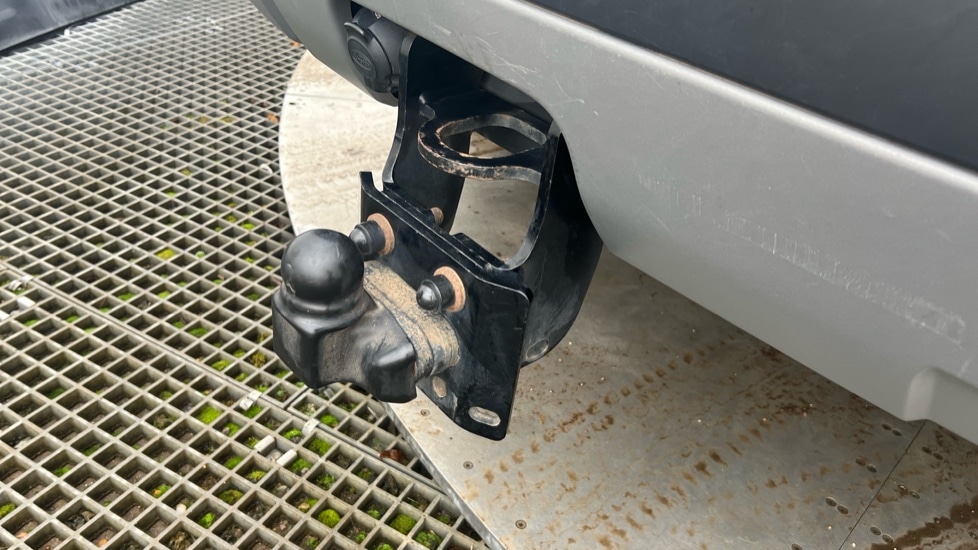 Used Land Rover Discovery 2019 for sale - 76544444: Photo 36