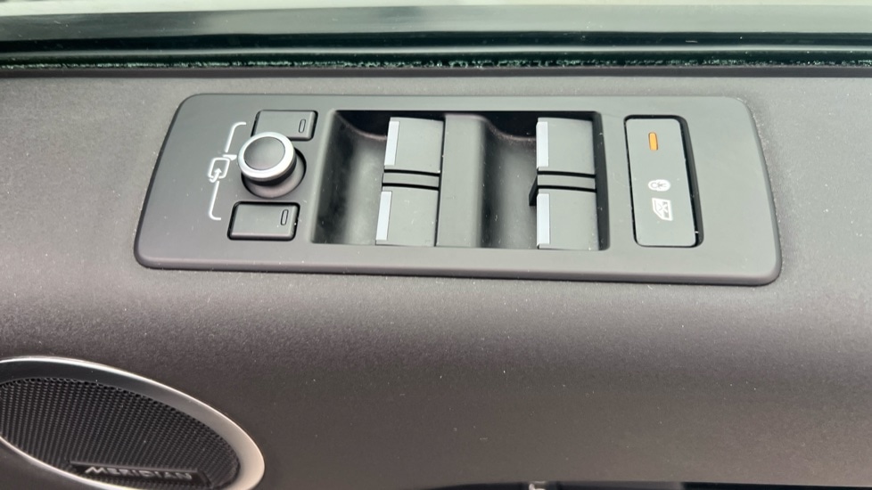 Used Land Rover Discovery 2019 for sale - 76544444: Photo 43