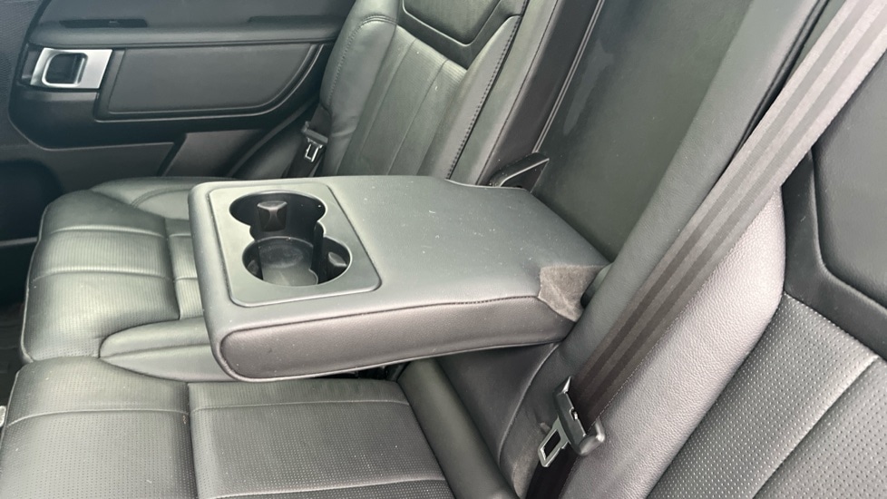 Used Land Rover Discovery 2019 for sale - 76544444: Photo 48