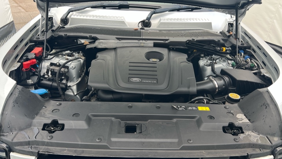 Used Land Rover Defender 2020 for sale - 76623399: Photo 16