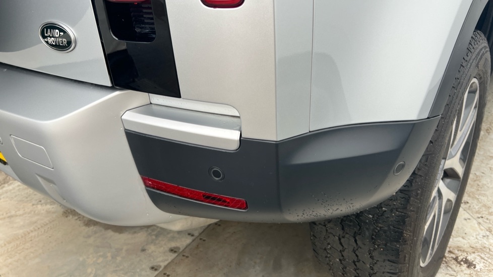 Used Land Rover Defender 2020 for sale - 76623399: Photo 36