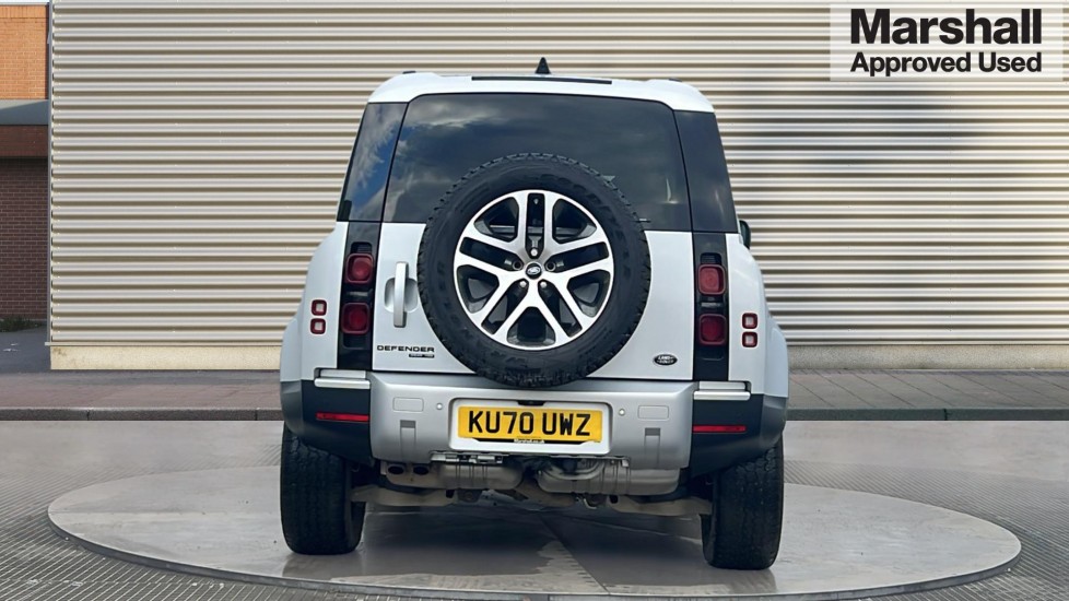 Used Land Rover Defender 2020 for sale - 76623399: Photo 4