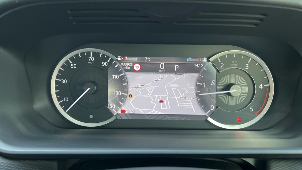 Used Land Rover Discovery 2023 for sale - 76851196: Photo 13