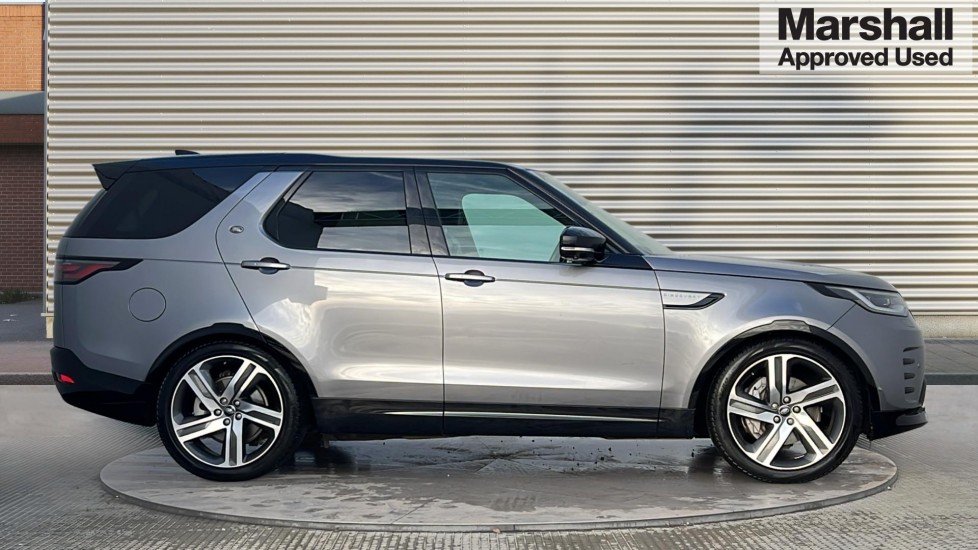 Used Land Rover Discovery 2023 for sale - 76851196: Photo 2