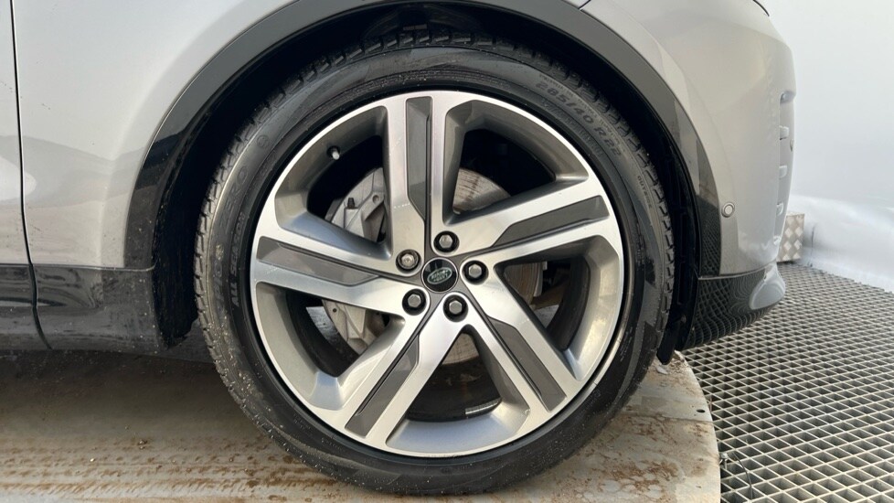 Used Land Rover Discovery 2023 for sale - 76851196: Photo 20