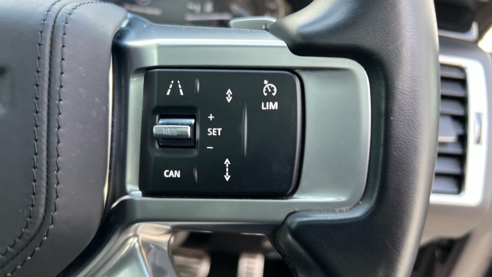 Used Land Rover Discovery 2023 for sale - 76851196: Photo 22