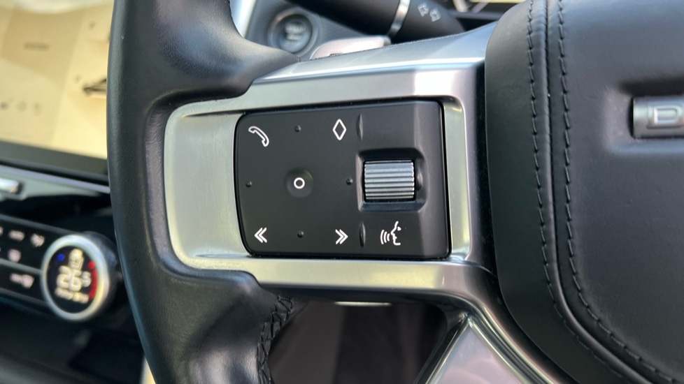 Used Land Rover Discovery 2023 for sale - 76851196: Photo 23