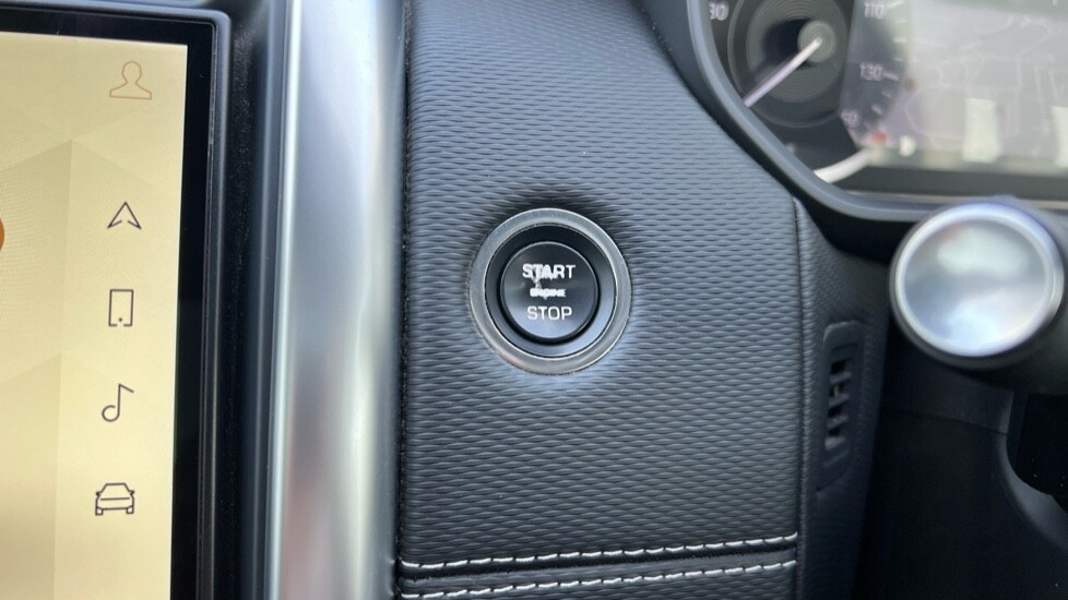 Used Land Rover Discovery 2023 for sale - 76851196: Photo 51