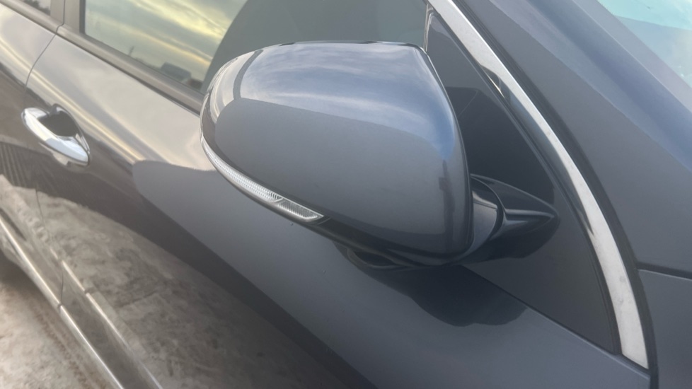 Used Kia Niro 2017 for sale - 76942915: Photo 36