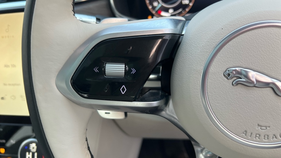 Used Jaguar F-Pace 2021 for sale - 77025542: Photo 23