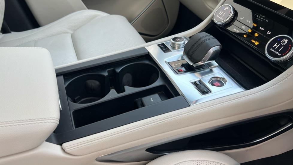 Used Jaguar F-Pace 2021 for sale - 77025542: Photo 28